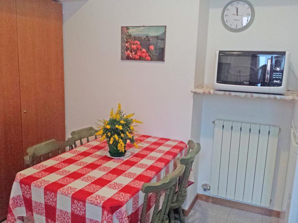 Appartamento Via De Vit Stresa Buitenkant foto