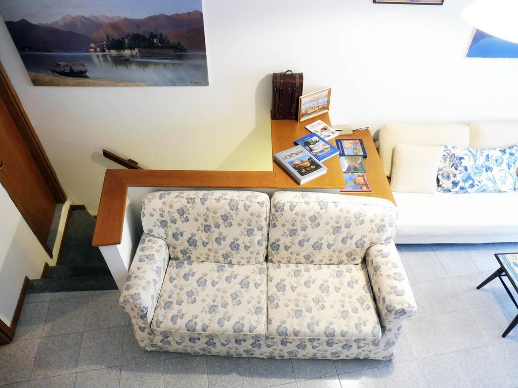 Appartamento Via De Vit Stresa Buitenkant foto