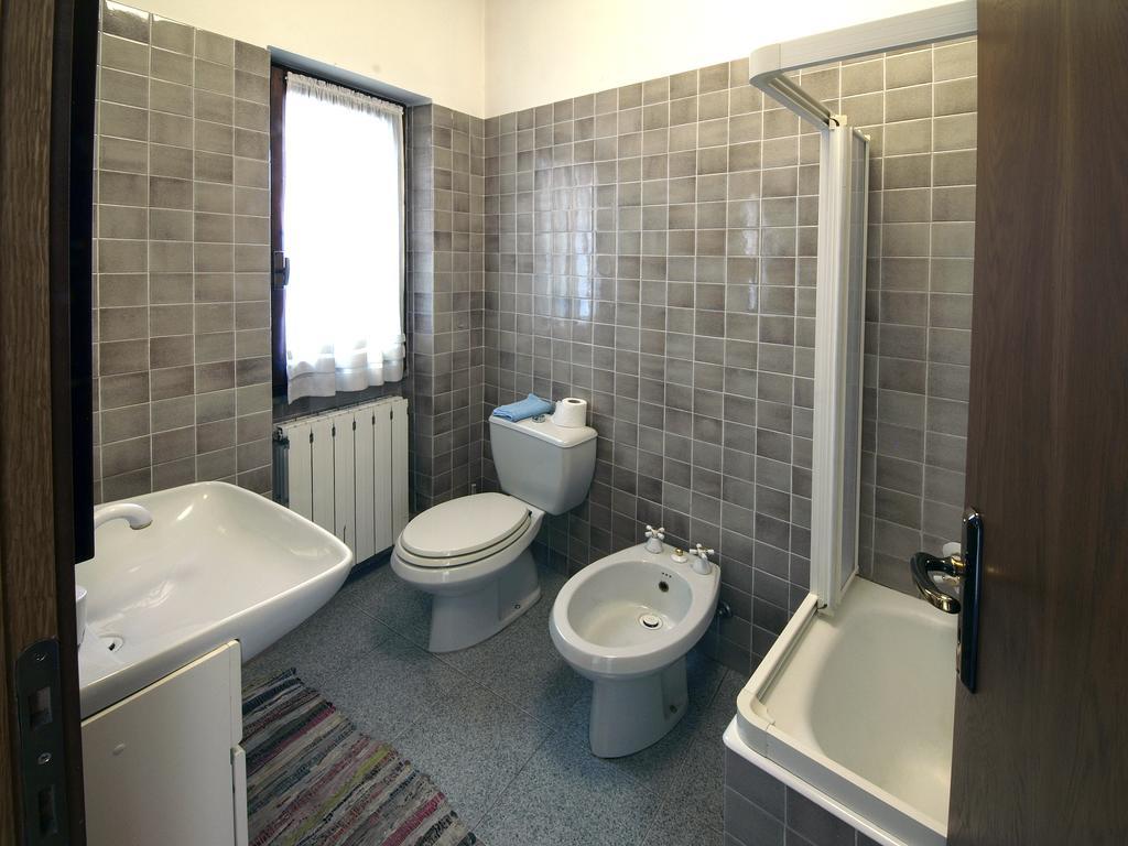 Appartamento Via De Vit Stresa Buitenkant foto